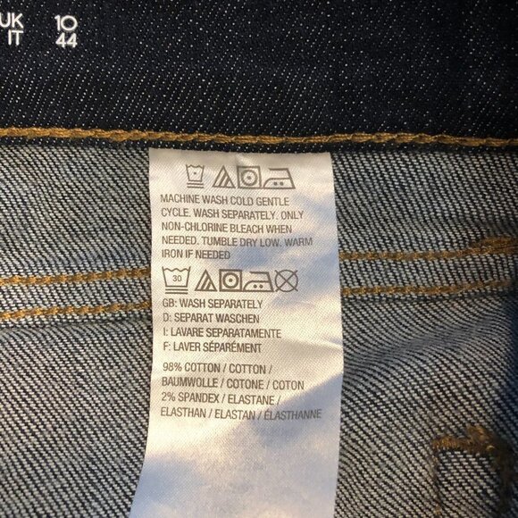 STUDIO by D & Co. Distressed Five Pocket Straight Leg Jeans 6 - Picture 7 of 10